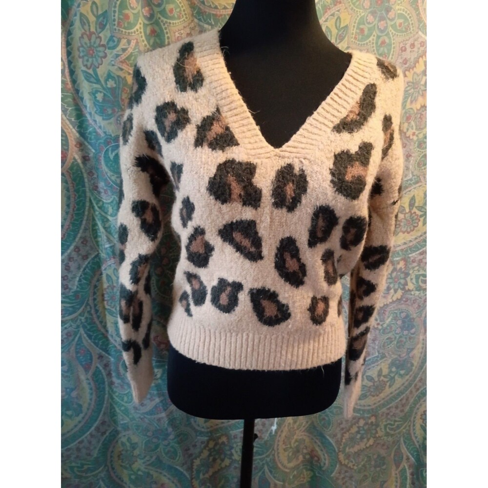 Pink Victoria's Secret leopard print Sweater Sz XS V back Cropped reversible